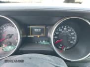 ✅ 2018 Ford Mustang GT • VIN: 1FA6P8CF8J5175157 • Lot: 43265589. Wystawiony na IAAI z przebiegiem 53 016 mil. Bezpłatny archiwum sprzedaży aukcyjnych z USA i szczegółowy raport historii pojazdu na DreamBid. Zdjęcie 7.