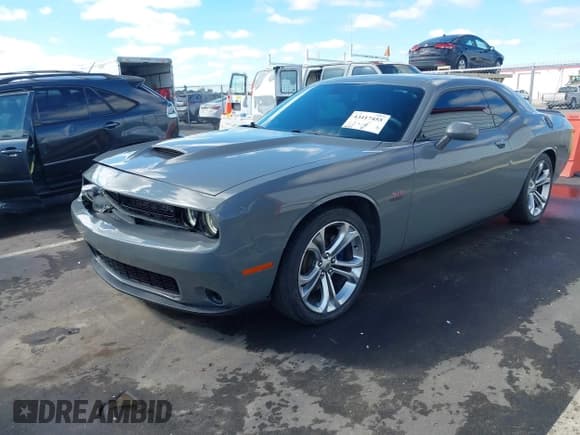 ✅ 2019 Dodge Challenger R/T • VIN: 2C3CDZBT4KH603680 • Lot: 43417455. Wystawiony na IAAI z przebiegiem 92 547 mil. Bezpłatny archiwum sprzedaży aukcyjnych z USA i szczegółowy raport historii pojazdu na DreamBid. Zdjęcie 19.