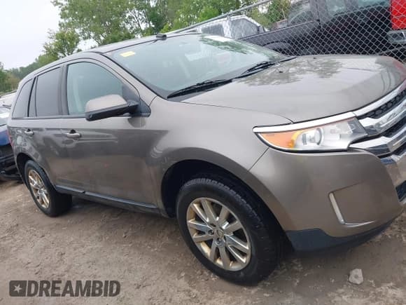 ✅ 2013 Ford Edge SEL • VIN: 2FMDK4JC4DBC65225 • Lot: 42376908. Wystawiony na IAAI z przebiegiem 226 771 mil. Bezpłatny archiwum sprzedaży aukcyjnych z USA i szczegółowy raport historii pojazdu na DreamBid. Zdjęcie 13.