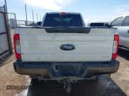 ✅ 2018 Ford F-250 XL • VIN: 1FT7X2B60JED01881 • Lot: 43651722. Listed on IAAI with 242,381 mi. Free auction sales archive from the USA and detailed vehicle history report at DreamBid. Image 16.