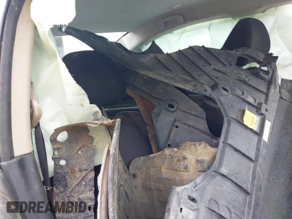 ✅ 2017 Nissan Maxima S • VIN: 1N4AA6AP7HC377294 • Lot: 42816126. Listed on IAAI with Not provided. Free auction sales archive from the USA and detailed vehicle history report at DreamBid. Image 8.