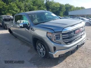 ✅ 2025 GMC Sierra 1500 SLT • VIN: 1GTUUDED4SZ246511 • Лот: 42788138. Опубликован ранее на IAAI с пробегом 10 644 миль. Бесплатный доступ к архиву аукционных продаж из США и подробный отчёт об истории автомобиля на DreamBid. Изображение 1.