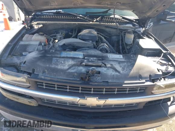 2000 Chevrolet Silverado 2500 с VIN 1GCGK24UXYE337355, выставлен на аукционе IAAI как лот 41631115 с пробегом 134 216 миль миль и . История ставок и продаж доступна на DreamBid. Изображение 10.