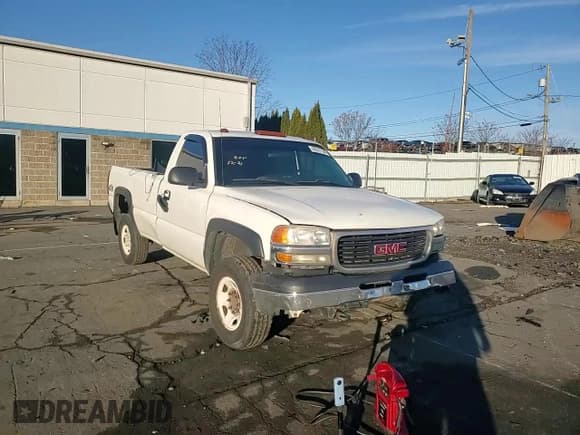 ✅ 2004 GMC Sierra 2500HD Work Truck • VIN: 1GTHK24U14E216034 • Lot: 86517144. Listed on Copart with Not provided. Free auction sales archive from the USA and detailed vehicle history report at DreamBid. Image 10.