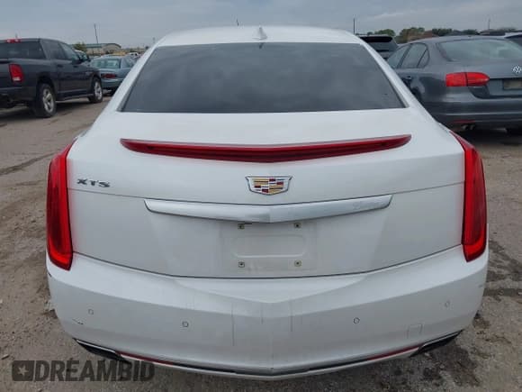 ✅ 2017 Cadillac XTS Luxury • VIN: 2G61M5S33H9121767 • Lot: 43865283. Listed on IAAI with 112,511 mi. Free auction sales archive from the USA and detailed vehicle history report at DreamBid. Image 16.