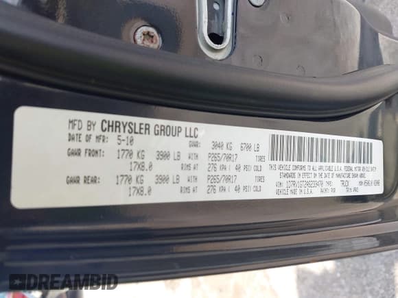 ✅ 2010 Dodge 1500 TRX • VIN: 1D7RV1GT2AS233470 • Lot: 42373475. Wystawiony na IAAI z przebiegiem 110 143 mil. Bezpłatny archiwum sprzedaży aukcyjnych z USA i szczegółowy raport historii pojazdu na DreamBid. Zdjęcie 9.