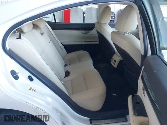 ✅ 2017 Lexus ES 350 • VIN: JTHBK1GG0H2257444 • Lot: 43612385. Listed on IAAI with 99,157 mi. Free auction sales archive from the USA and detailed vehicle history report at DreamBid. Image 8.