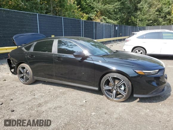 ✅ 2025 Honda Accord Sport • VIN: 1HGCY2F56SA036181 • Лот: 71794935. Опубликован ранее на Copart с пробегом 14 519 миль. Бесплатный доступ к архиву аукционных продаж из США и подробный отчёт об истории автомобиля на DreamBid. Изображение 4.