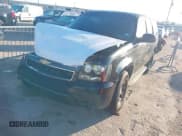 ✅ 2014 Chevrolet Tahoe Commercial • VIN: 1GNLC2E07ER222215 • Lot: 43580480. Wystawiony na IAAI z przebiegiem Nie podano. Bezpłatny archiwum sprzedaży aukcyjnych z USA i szczegółowy raport historii pojazdu na DreamBid. Zdjęcie 17.