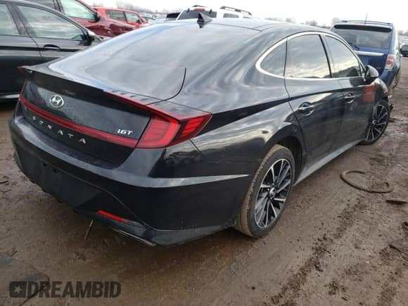 ✅ 2020 Hyundai Sonata SEL Plus • VIN: 5NPEJ4J29LH037341 • Lot: 36246953. Wystawiony na Copart z przebiegiem 37 735 mil mil. Skorzystaj z bezpłatnego archiwum sprzedaży aukcyjnych z USA i zobacz szczegółowy raport historii pojazdu na DreamBid. Zdjęcie 3.