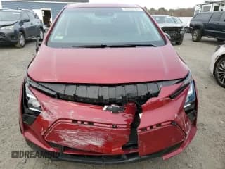 ✅ 2023 Chevrolet Bolt EV 2LT • VIN: 1G1FX6S00P4159733 • Lot: 83336224. Wystawiony na Copart z przebiegiem 11 876 mil. Bezpłatny archiwum sprzedaży aukcyjnych z USA i szczegółowy raport historii pojazdu na DreamBid. Zdjęcie 5.
