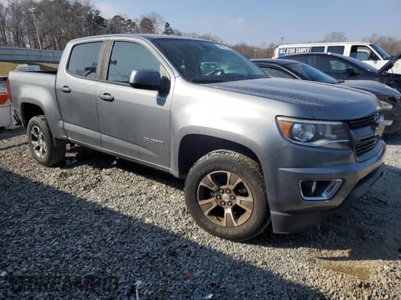 2020 Chevrolet Colorado 2WD Z71 with VIN 1GCGSDEN1L1170631, listed as a Copart auction lot 44032435 with 102,766 mi miles and Salvage title. Bid and sale history available at DreamBid. Image 4.