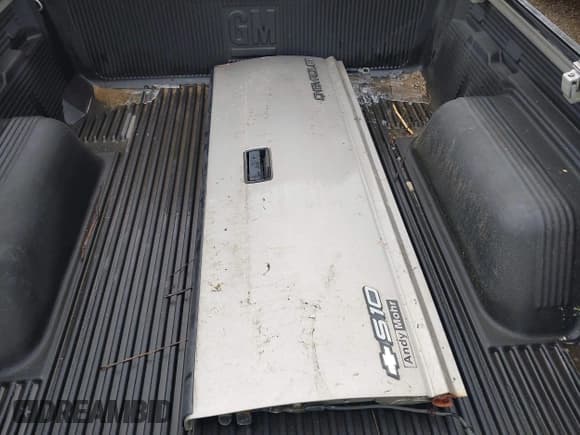 ✅ 2002 Chevrolet S-10 LS • VIN: 1GCCS145928229624 • Лот: 41961517. Опубликован ранее на IAAI с пробегом 151 023 миль. Бесплатный доступ к архиву аукционных продаж из США и подробный отчёт об истории автомобиля на DreamBid. Изображение 12.