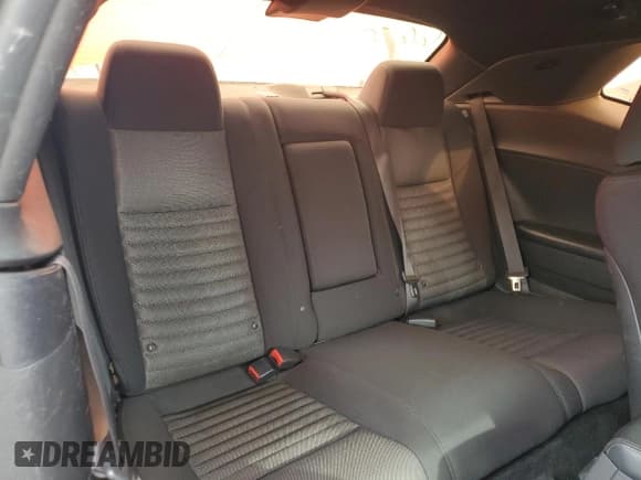 ✅ 2014 Dodge Challenger R/T 100th Anniversary Appearance • VIN: 2C3CDYBT5EH224461 • Lot: 80063134. Wystawiony na Copart z przebiegiem 116 564 mil. Bezpłatny archiwum sprzedaży aukcyjnych z USA i szczegółowy raport historii pojazdu na DreamBid. Zdjęcie 10.