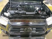 ✅ 2023 Toyota Tacoma SR • VIN: 3TYRZ5CN3PT030896 • Lot: 59162475. Wystawiony na Copart z przebiegiem 10 603 mil. Bezpłatny archiwum sprzedaży aukcyjnych z USA i szczegółowy raport historii pojazdu na DreamBid. Zdjęcie 11.