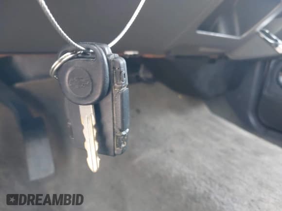 ✅ 2006 Chevrolet Silverado 1500 LT1 • VIN: 1GCEC19T76Z157416 • Лот: 43249432. Опубликован ранее на IAAI с пробегом 290 208 миль. Бесплатный доступ к архиву аукционных продаж из США и подробный отчёт об истории автомобиля на DreamBid. Изображение 11.