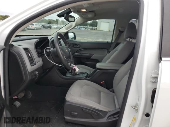 ✅ 2019 Chevrolet Colorado 2WD Work Truck • VIN: 1GCGSBEN3K1292183 • Лот: 89837435. Опубликован ранее на Copart с пробегом 70 167 миль. Бесплатный доступ к архиву аукционных продаж из США и подробный отчёт об истории автомобиля на DreamBid. Изображение 7.