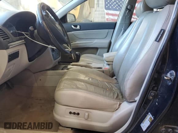 ✅ 2008 Hyundai Sonata SE • VIN: 5NPEU46F98H367491 • Lot: 70635984. Wystawiony na Copart z przebiegiem 152 977 mil. Bezpłatny archiwum sprzedaży aukcyjnych z USA i szczegółowy raport historii pojazdu na DreamBid. Zdjęcie 7.