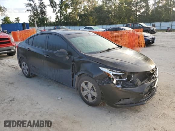 ✅ 2018 Chevrolet Cruze LS • VIN: 1G1BB5SM7J7203839 • Lot: 84742265. Listed on Copart with 87,543 mi. Free auction sales archive from the USA and detailed vehicle history report at DreamBid. Image 4.