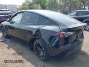 ✅ 2023 Tesla Model Y Performance • VIN: 7SAYGDEF0PF925203 • Lot: 42901669. Wystawiony na IAAI z przebiegiem Nie podano. Bezpłatny archiwum sprzedaży aukcyjnych z USA i szczegółowy raport historii pojazdu na DreamBid. Zdjęcie 3.