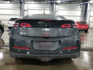 ✅ 2015 Chevrolet Volt • VIN: 1G1RA6E41FU133542 • Lot: 73768524. Wystawiony na Copart z przebiegiem Nie podano. Bezpłatny archiwum sprzedaży aukcyjnych z USA i szczegółowy raport historii pojazdu na DreamBid. Zdjęcie 6.