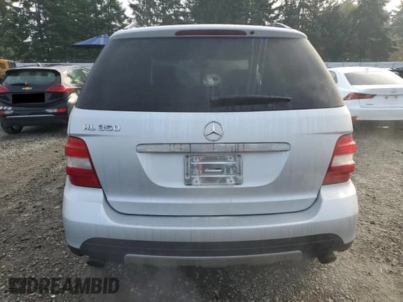 ✅ 2006 Mercedes-Benz M 350 • VIN: 4JGBB86E26A074541 • Lot: 90398655. Wystawiony na Copart z przebiegiem 109 466 mil. Bezpłatny archiwum sprzedaży aukcyjnych z USA i szczegółowy raport historii pojazdu na DreamBid. Zdjęcie 6.