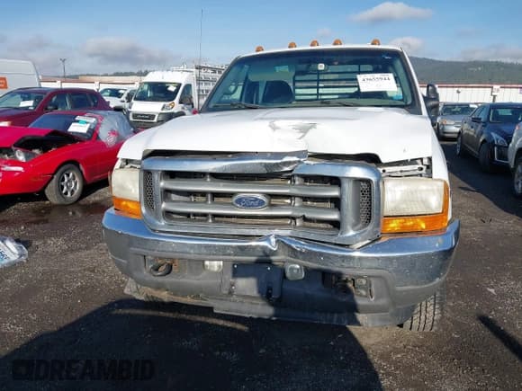 ✅ 2001 Ford F-350 XL • VIN: 1FTSW31S21EA83444 • Лот: 43655944. Опубликован ранее на IAAI с пробегом 193 884 миль. Бесплатный доступ к архиву аукционных продаж из США и подробный отчёт об истории автомобиля на DreamBid. Изображение 12.