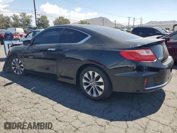 ✅ 2013 Honda Accord LX-S • VIN: 1HGCT1B37DA012472 • Лот: 71362235. Опубликован ранее на Copart с пробегом 159 312 миль. Бесплатный доступ к архиву аукционных продаж из США и подробный отчёт об истории автомобиля на DreamBid. Изображение 2.