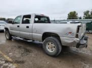 ✅ 2004 Chevrolet Silverado 2500HD LS • VIN: 1GCHK23U64F150771 • Lot: 87114365. Wystawiony na Copart z przebiegiem Nie podano. Bezpłatny archiwum sprzedaży aukcyjnych z USA i szczegółowy raport historii pojazdu na DreamBid. Zdjęcie 2.