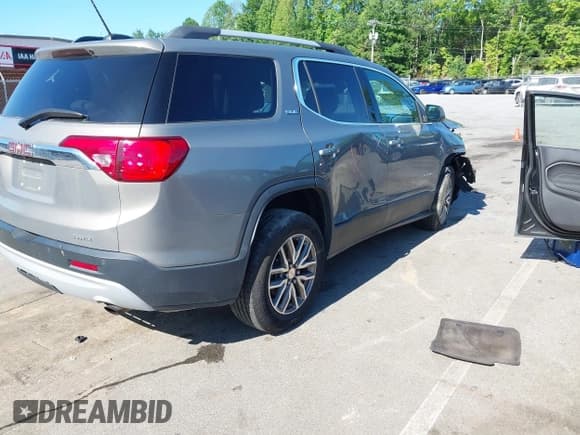 ✅ 2019 GMC Acadia SLE • VIN: 1GKKNSLA9KZ263486 • Лот: 42531788. Опубликован ранее на IAAI с пробегом 175 206 миль. Бесплатный доступ к архиву аукционных продаж из США и подробный отчёт об истории автомобиля на DreamBid. Изображение 4.