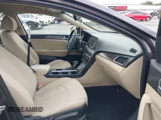 ✅ 2015 Hyundai Sonata Sport • VIN: 5NPE34AF4FH022103 • Лот: 43426151. Опубликован ранее на IAAI с пробегом 253 062 миль. Бесплатный доступ к архиву аукционных продаж из США и подробный отчёт об истории автомобиля на DreamBid. Изображение 5.