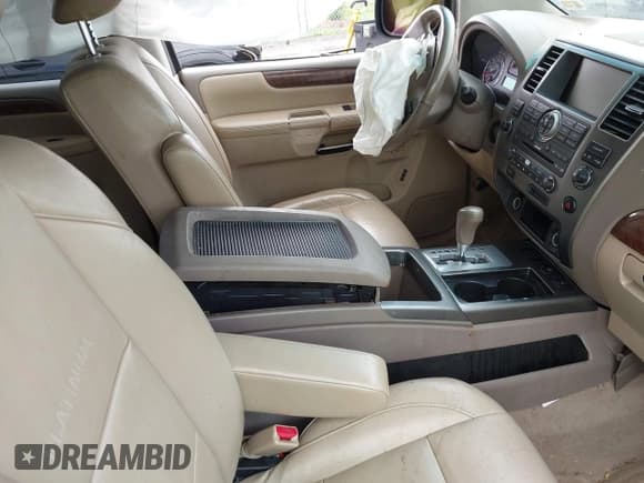 ✅ 2011 Nissan Armada Platinum • VIN: 5N1BA0NF1BN603981 • Lot: 42518673. Wystawiony na IAAI z przebiegiem 216 109 mil. Bezpłatny archiwum sprzedaży aukcyjnych z USA i szczegółowy raport historii pojazdu na DreamBid. Zdjęcie 5.