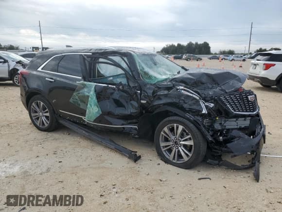 ✅ 2024 Cadillac XT5 FWD Premium Luxury • VIN: 1GYKNCR44RZ757102 • Lot: 82776845. Wystawiony na Copart z przebiegiem 21 895 mil. Bezpłatny archiwum sprzedaży aukcyjnych z USA i szczegółowy raport historii pojazdu na DreamBid. Zdjęcie 4.