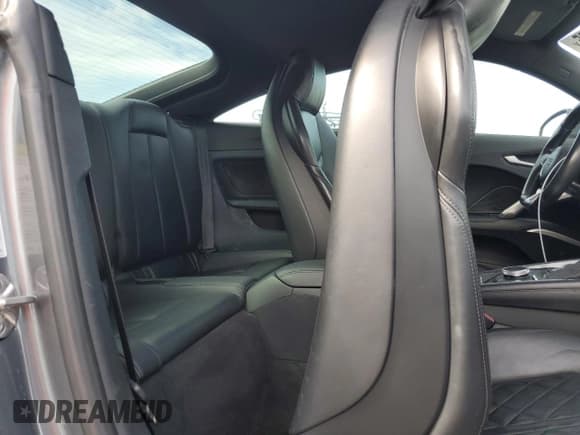 ✅ 2016 Audi TT 2.0T • VIN: TRUC5AFV8G1006274 • Lot: 62758755. Wystawiony na Copart z przebiegiem 114 518 mil. Bezpłatny archiwum sprzedaży aukcyjnych z USA i szczegółowy raport historii pojazdu na DreamBid. Zdjęcie 10.