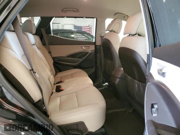 ✅ 2018 Hyundai Santa Fe 2.4L • VIN: 5NMZUDLB9JH076771 • Лот: 57292644. Опубликован ранее на Copart с пробегом 68 391 миль. Бесплатный доступ к архиву аукционных продаж из США и подробный отчёт об истории автомобиля на DreamBid. Изображение 10.