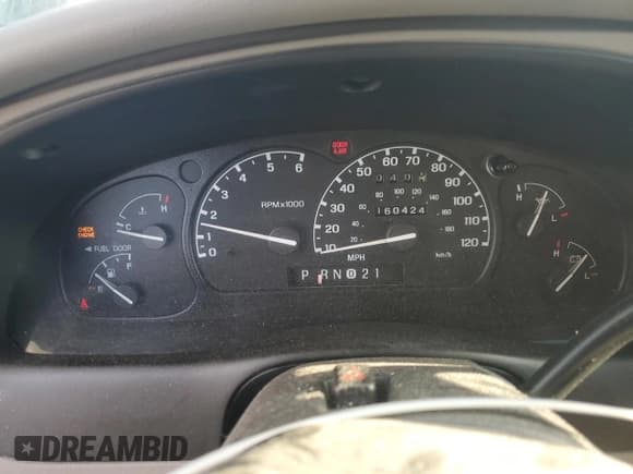 ✅ 1999 Ford Explorer XL • VIN: 1FMZU32X9XUC34675 • Лот: 45365025. Опубликован ранее на Copart с пробегом 160 424 миль. Бесплатный доступ к архиву аукционных продаж из США и подробный отчёт об истории автомобиля на DreamBid. Изображение 9.