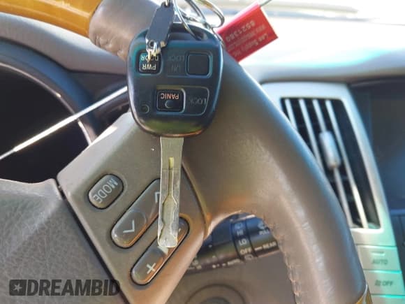 ✅ 2007 Lexus RX 350 • VIN: 2T2GK31U17C011807 • Lot: 43893409. Listed on IAAI with 219,463 mi. Free auction sales archive from the USA and detailed vehicle history report at DreamBid. Image 11.