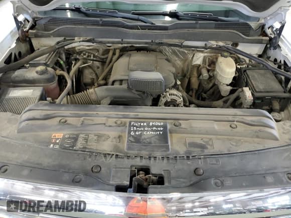 ✅ 2016 Chevrolet Silverado 2500HD Work Truck • VIN: 1GC2CUEG9GZ195826 • Lot: 65364905. Wystawiony na Copart z przebiegiem 256 221 mil. Bezpłatny archiwum sprzedaży aukcyjnych z USA i szczegółowy raport historii pojazdu na DreamBid. Zdjęcie 11.