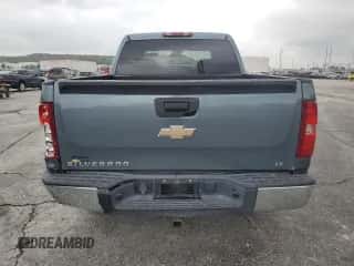 2008 Chevrolet Silverado 1500 LS z VIN 2GCEC13C281326634, wystawiony jako Copart lot #87455505 z przebiegiem 228 880 mil mil oraz Szkoda całkowita • Salvage title. Historia ofert i sprzedaży dostępna na DreamBid. Obrazek 6.
