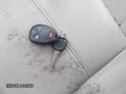 ✅ 2008 Chevrolet Silverado 1500 • VIN: 1GCEC19YX8Z293442 • Lot: 41645039. Wystawiony na IAAI z przebiegiem 128 008 mil. Bezpłatny archiwum sprzedaży aukcyjnych z USA i szczegółowy raport historii pojazdu na DreamBid. Zdjęcie 11.