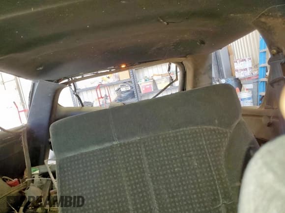 ✅ 2001 Chevrolet Blazer LS • VIN: 1GNCS13W212105701 • Lot: 68352475. Wystawiony na Copart z przebiegiem Nie podano. Bezpłatny archiwum sprzedaży aukcyjnych z USA i szczegółowy raport historii pojazdu na DreamBid. Zdjęcie 10.