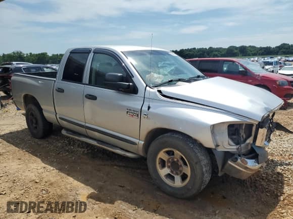 ✅ 2008 Dodge 2500 ST • VIN: 3D7KR28A28G151281 • Лот: 62576875. Опубликован ранее на Copart с пробегом Не указан. Бесплатный доступ к архиву аукционных продаж из США и подробный отчёт об истории автомобиля на DreamBid. Изображение 4.