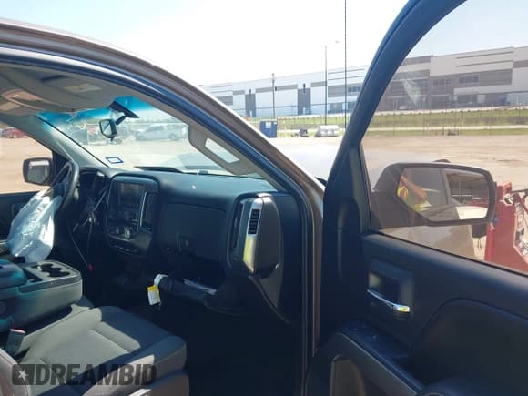 ✅ 2014 Chevrolet Silverado 1500 LT • VIN: 1GCRCREH8EZ413661 • Lot: 43363561. Listed on IAAI with 185,262 mi. Free auction sales archive from the USA and detailed vehicle history report at DreamBid. Image 5.