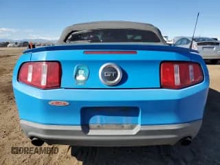 ✅ 2010 Ford Mustang GT • VIN: 1ZVBP8FH3A5120070 • Lot: 90307685. Wystawiony na Copart z przebiegiem 273 359 mil. Bezpłatny archiwum sprzedaży aukcyjnych z USA i szczegółowy raport historii pojazdu na DreamBid. Zdjęcie 6.