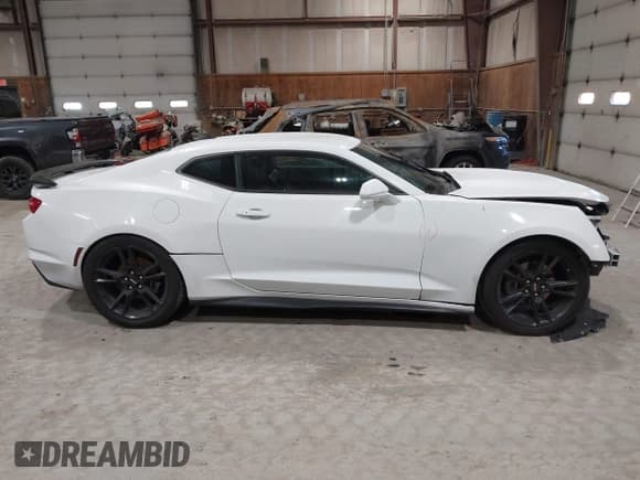 ✅ 2021 Chevrolet Camaro 1LS • VIN: 1G1FB1RX7M0128230 • Лот: 42189925. Опубликован ранее на IAAI с пробегом 60 974 миль. Бесплатный доступ к архиву аукционных продаж из США и подробный отчёт об истории автомобиля на DreamBid. Изображение 13.