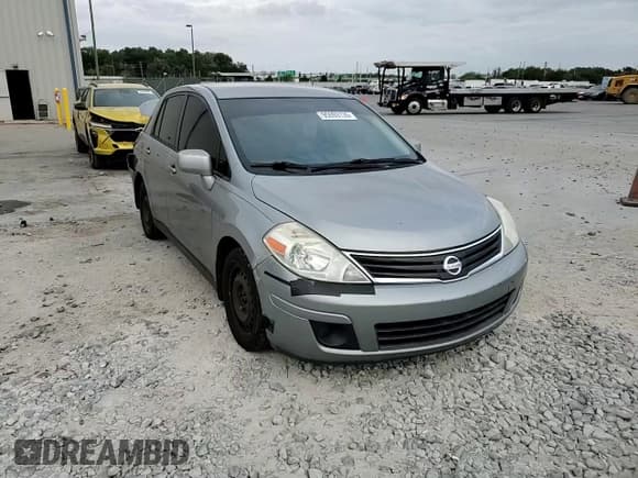 ✅ 2010 Nissan Versa S • VIN: 3N1BC1AP6AL371933 • Lot: 95093135. Listed on Copart with 164,468 mi. Free auction sales archive from the USA and detailed vehicle history report at DreamBid. Image 13.