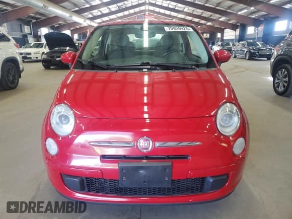 ✅ 2016 FIAT 500 Pop • VIN: 3C3CFFAR6GT184468 • Lot: 70939925. Wystawiony na Copart z przebiegiem 153 890 mil. Bezpłatny archiwum sprzedaży aukcyjnych z USA i szczegółowy raport historii pojazdu na DreamBid. Zdjęcie 5.