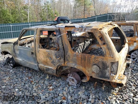 ✅ 2001 Oldsmobile Bravada • VIN: 1GHDT13W112192575 • Лот: 61868855. Опубликован ранее на Copart с пробегом 166 523 миль. Бесплатный доступ к архиву аукционных продаж из США и подробный отчёт об истории автомобиля на DreamBid. Изображение 2.