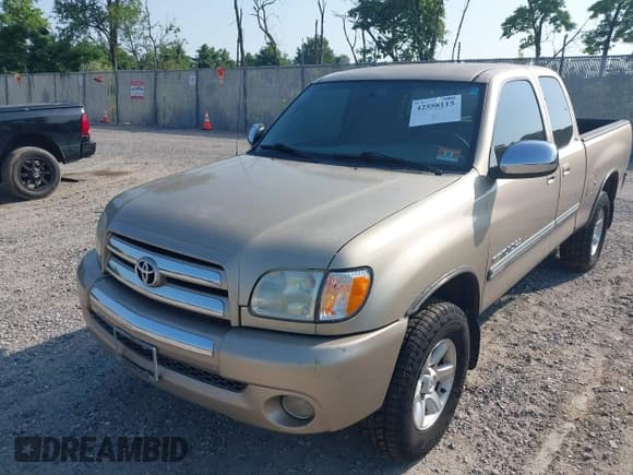 ✅ 2004 Toyota Tundra SR5 • VIN: 5TBBN44194S435972 • Lot: 42558115. Listed on IAAI with 160,354 mi. Free auction sales archive from the USA and detailed vehicle history report at DreamBid. Image 6.