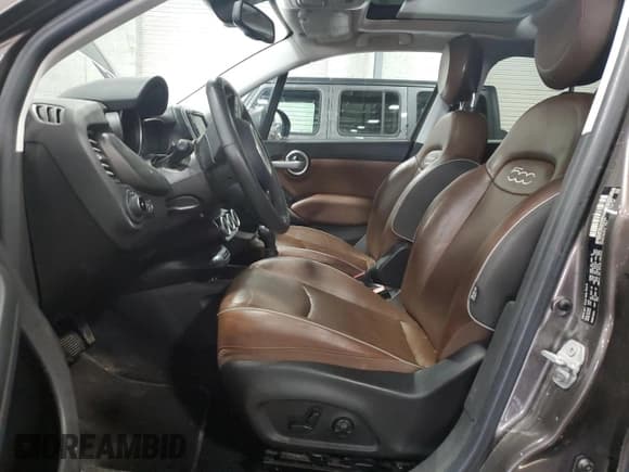 ✅ 2016 FIAT 500X Trekking Plus • VIN: ZFBCFYET0GP427650 • Lot: 46649825. Listed on Copart with 182,666 mi. Free auction sales archive from the USA and detailed vehicle history report at DreamBid. Image 7.